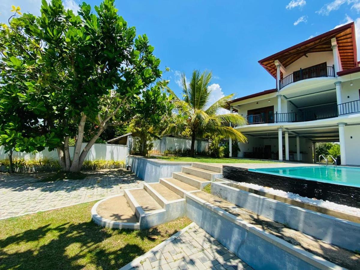 Villa Riverside Aluthgama Eksteriør bilde