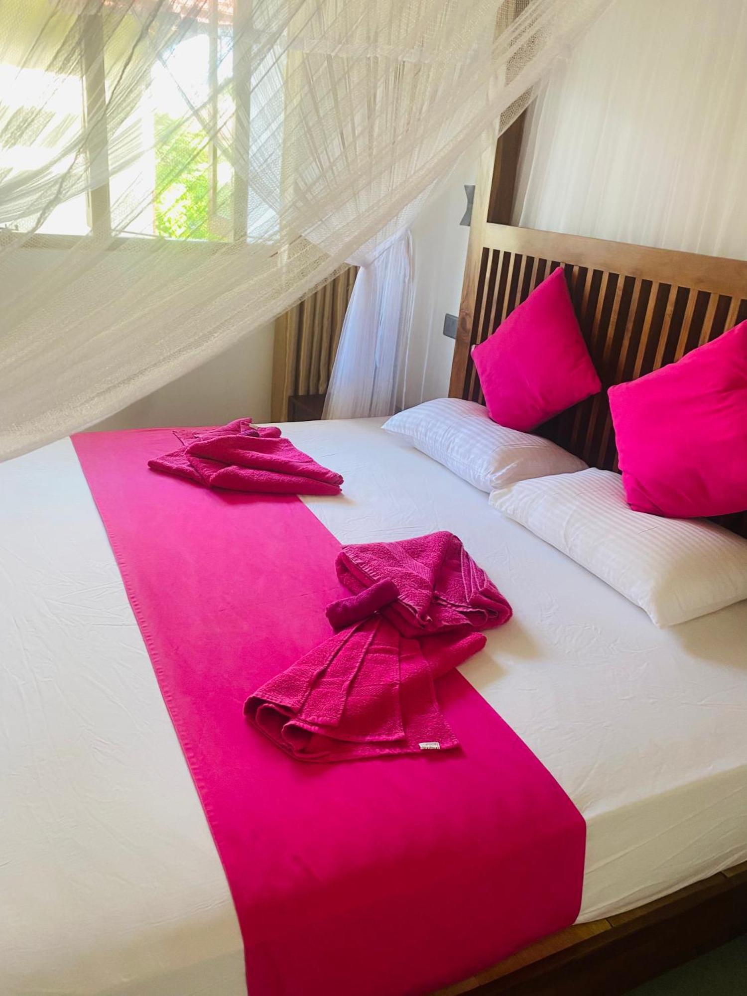 Villa Riverside Aluthgama Eksteriør bilde