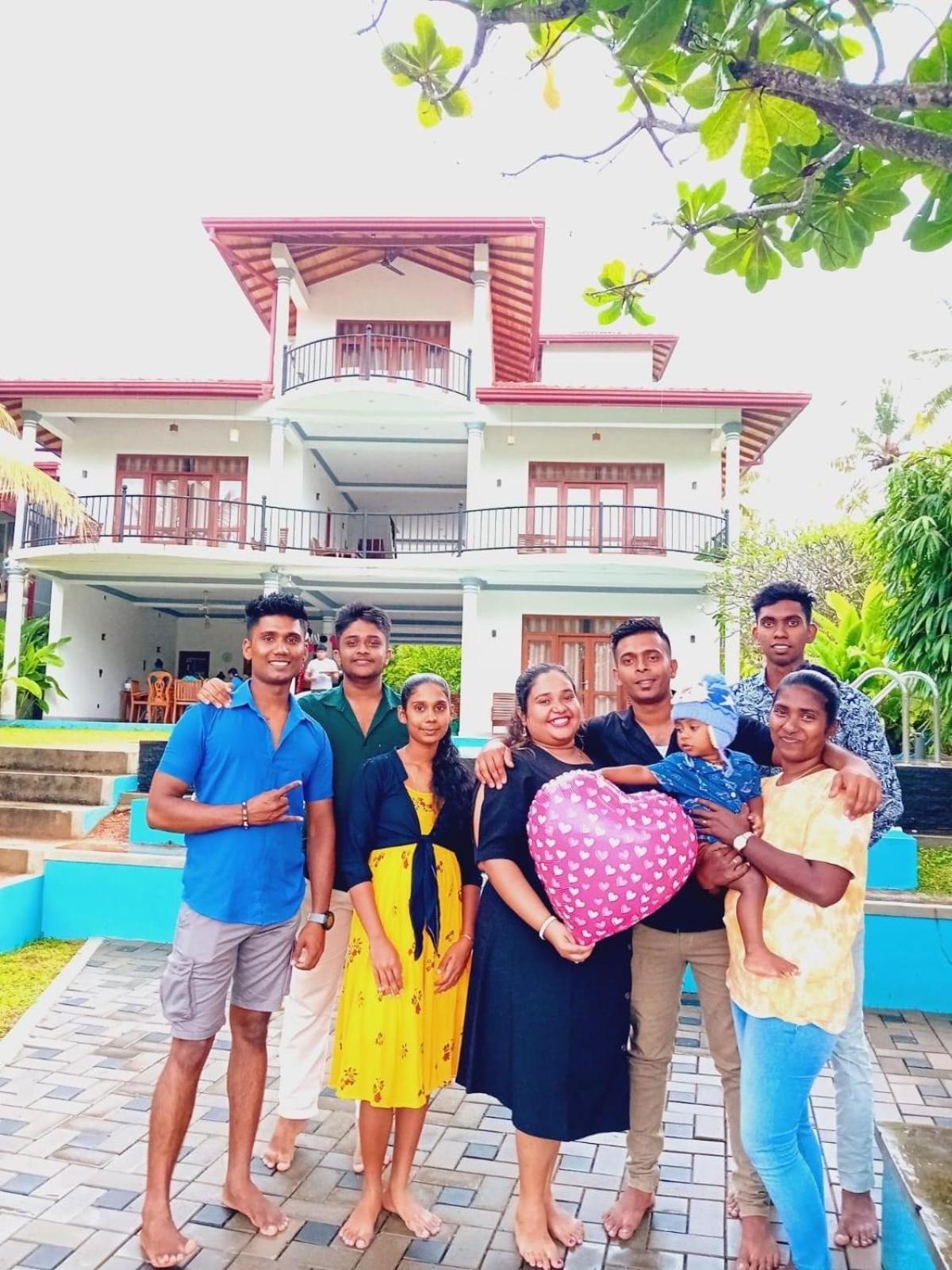 Villa Riverside Aluthgama Eksteriør bilde